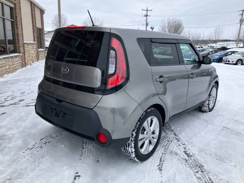 2015 Kia Soul +