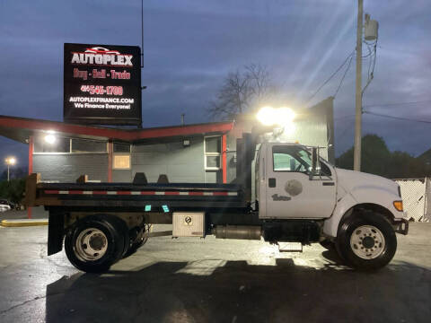 2003 Ford F-750 Super Duty