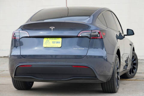 2022 Tesla Model Y Long Range