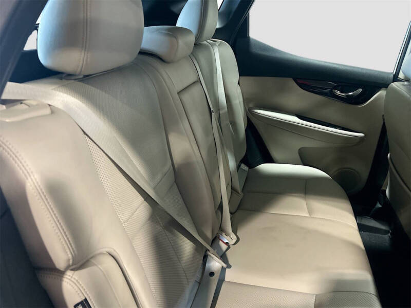 2022 Nissan Rogue Sport SL