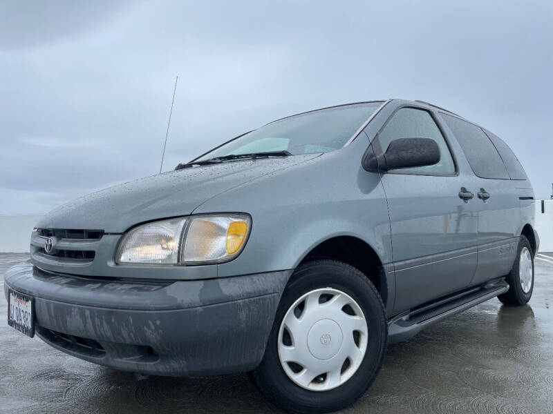 2000 Toyota Sienna for sale in San Jose, CA