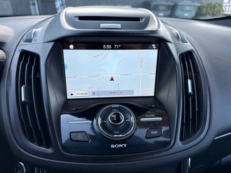 2017 Ford C-MAX Energi Titanium