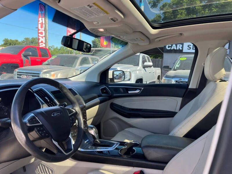 2017 Ford Edge Titanium