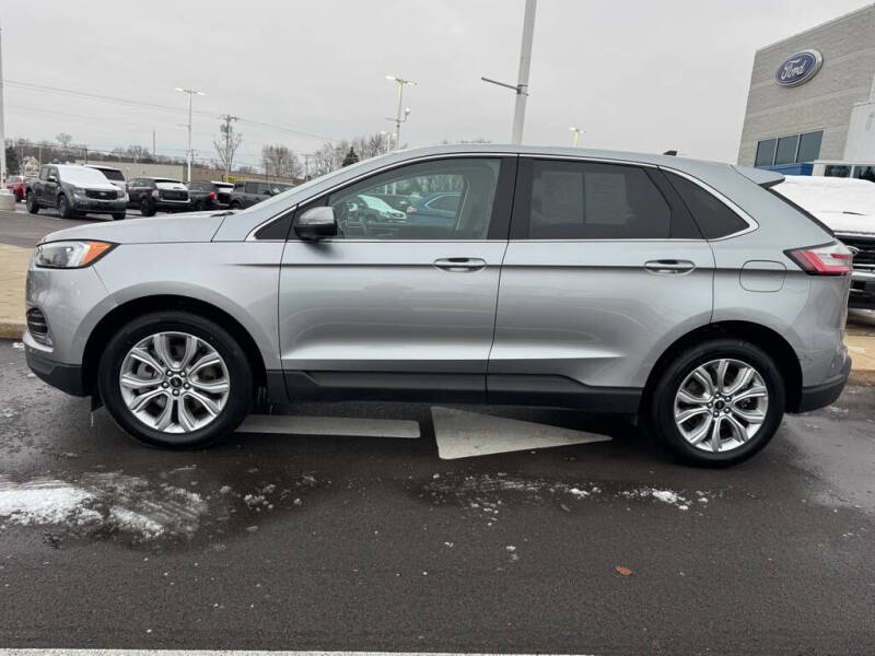 2024 Ford Edge Titanium