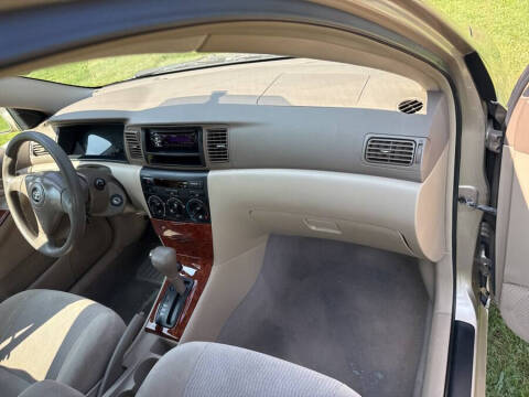 2005 Toyota Corolla