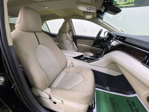 2020 Toyota Camry LE