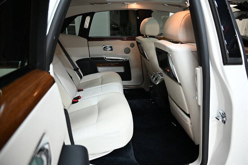 2013 Rolls-Royce Ghost 28