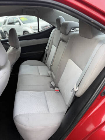 2016 Toyota Corolla LE