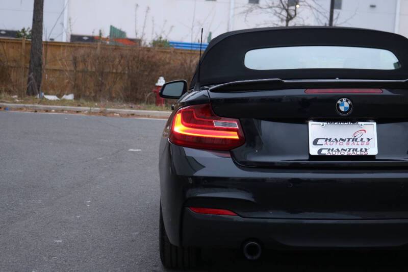 2016 BMW 2 Series M235i