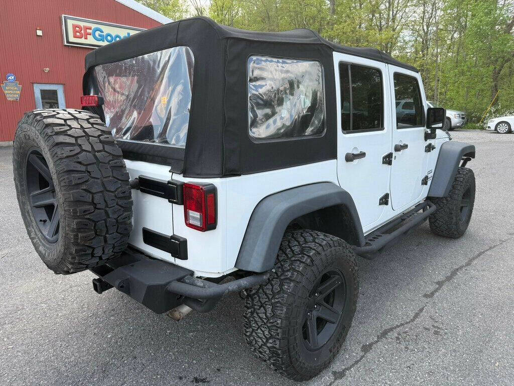2015 Jeep Wrangler Unlimited 3
