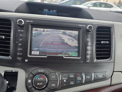 2014 Toyota Sienna Limited 7-Passenger