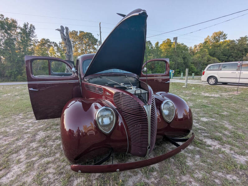 1938 Ford Deluxe
