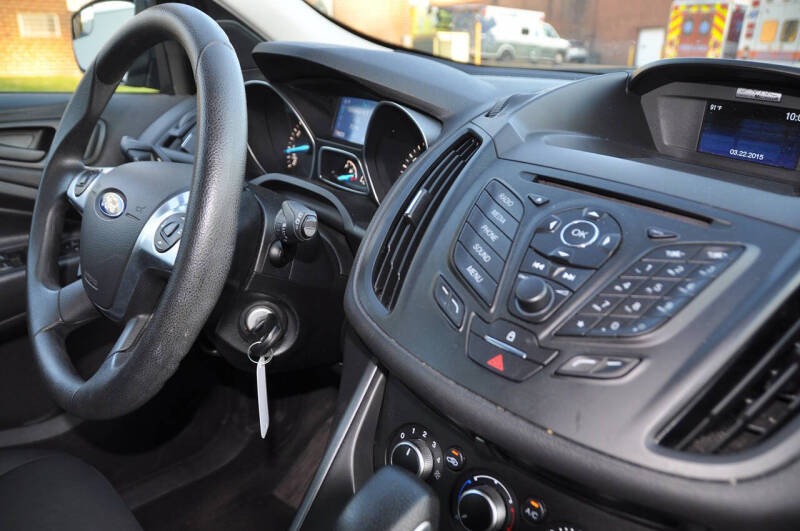 2015 Ford Escape S