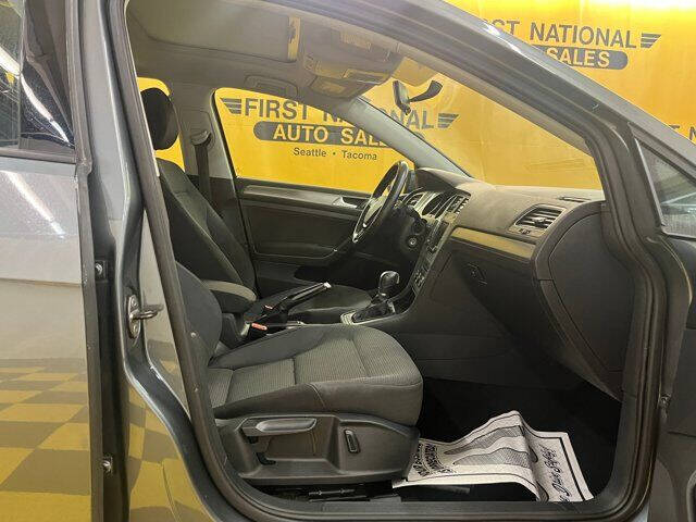 2016 Volkswagen Golf