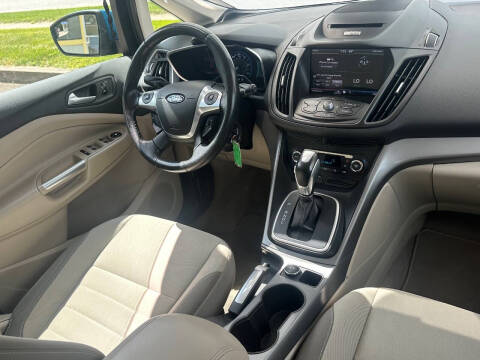 2013 Ford C-MAX Hybrid SE