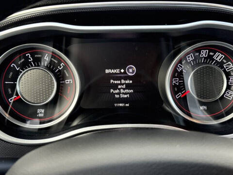 2015 Dodge Challenger SXT Plus