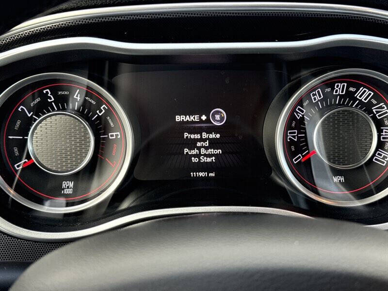 2015 Dodge Challenger SXT Plus