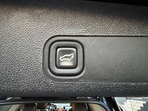 2014 Cadillac Escalade Luxury