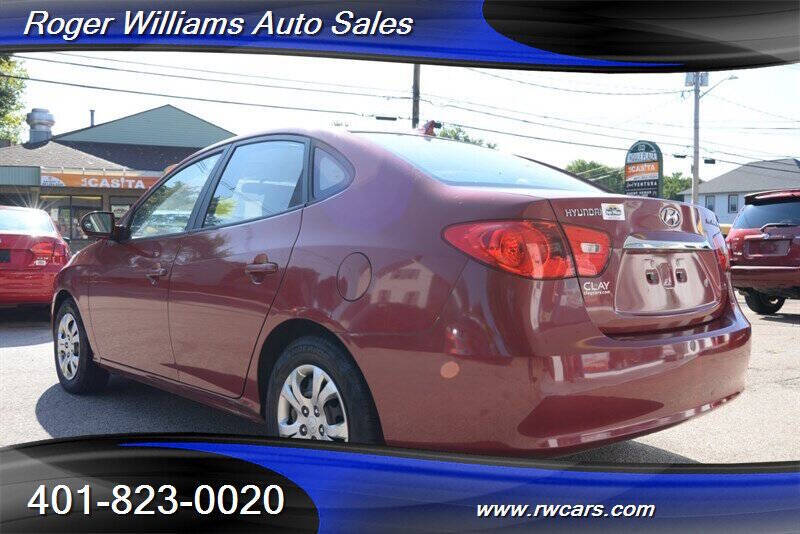 2010 Hyundai Elantra Blue