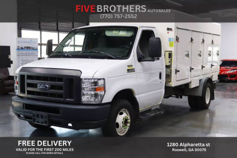 2018 Ford E-Series E-450 SD