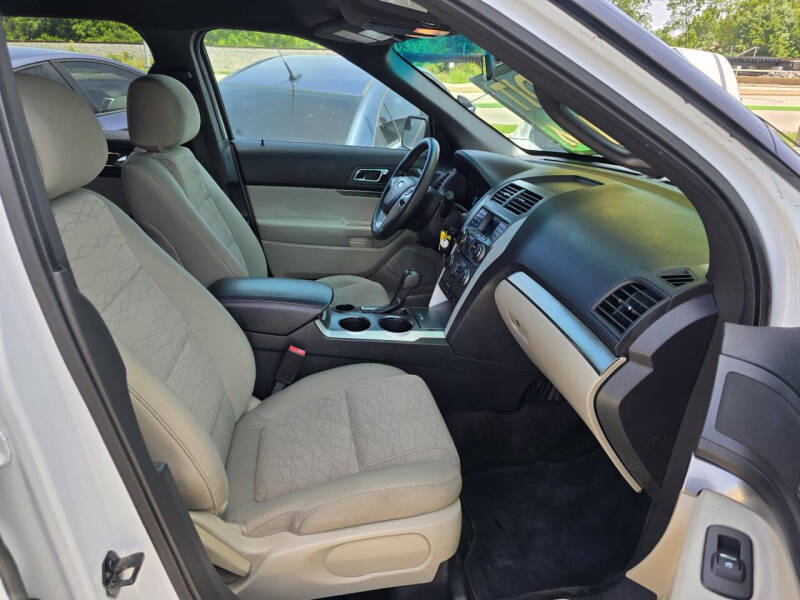 2014 Ford Explorer