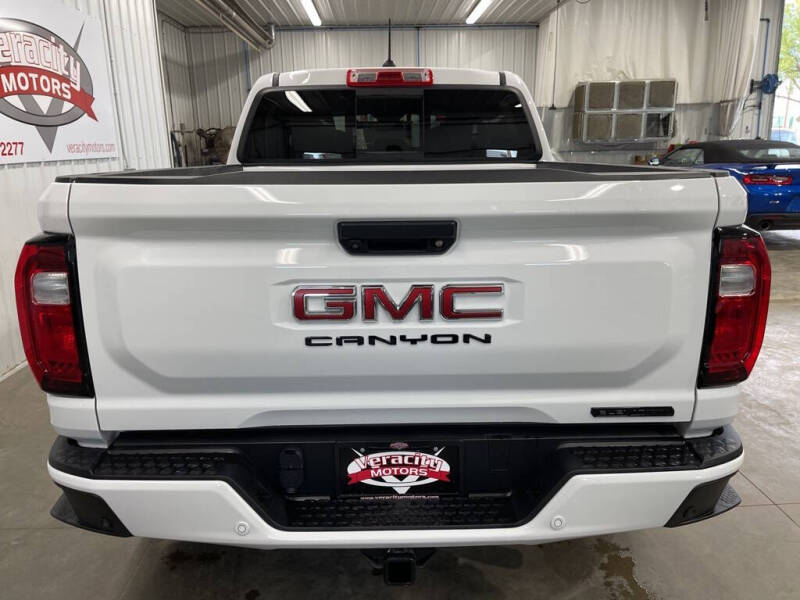 2023 GMC Canyon Elevation