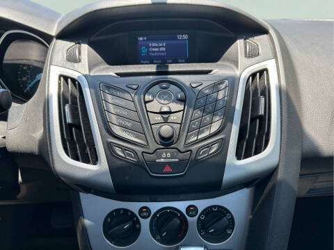 2014 Ford Focus SE