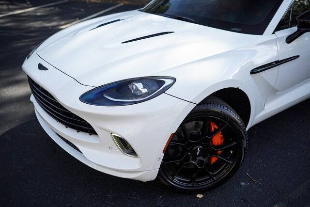 2022 Aston Martin DBX