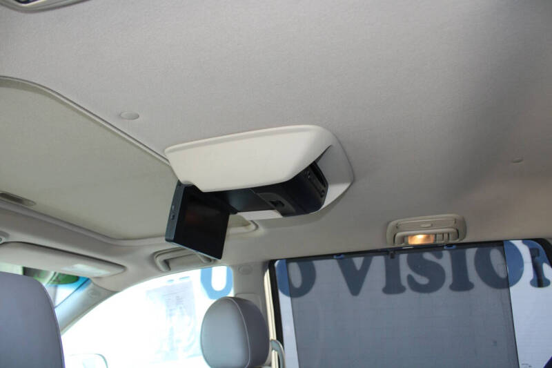 2004 Toyota Sienna XLE Limited 7 Passenger