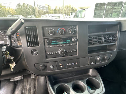 2017 Chevrolet Express 2500