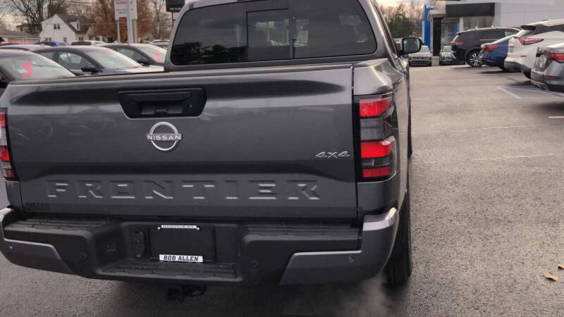 2026 Nissan Frontier SV