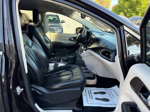 2017 Chrysler Pacifica