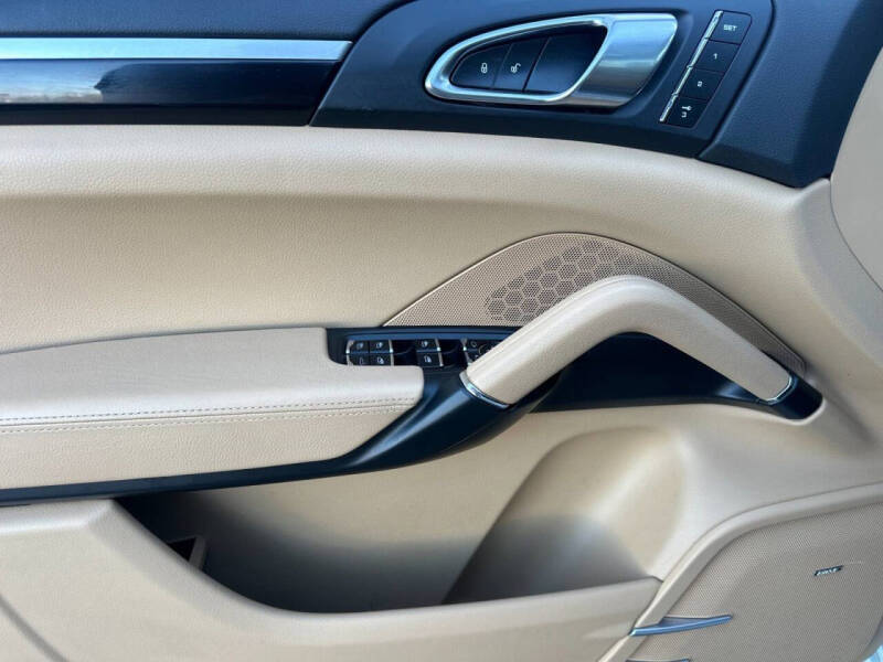 2014 Porsche Cayenne