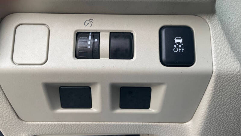 2013 Subaru Impreza 2.0i Limited