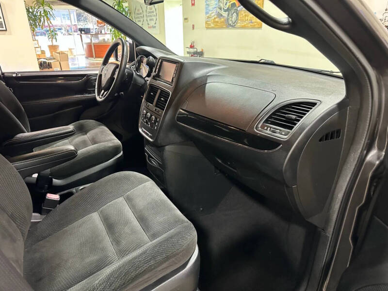 2017 Dodge Grand Caravan