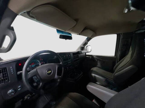 2024 Chevrolet Express 2500