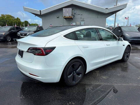2020 Tesla Model 3 Standard Range Plus