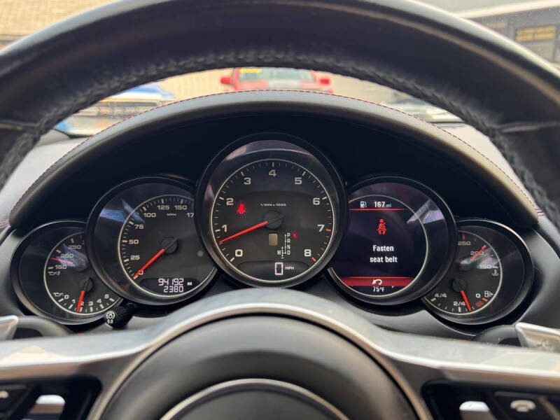 2016 Porsche Cayenne