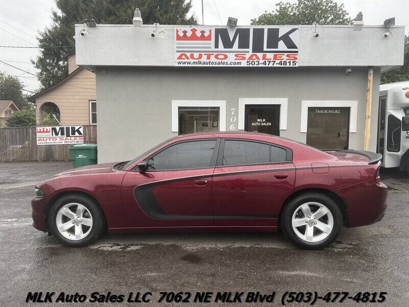 2017 Dodge Charger SE