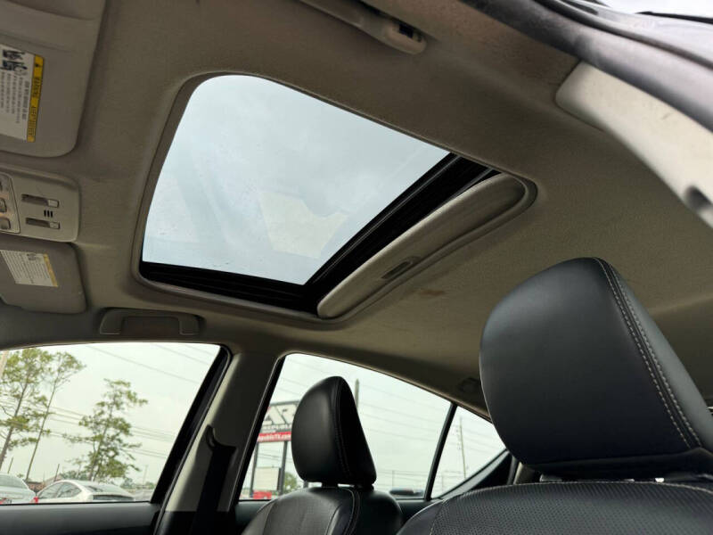 2018 Toyota Prius c Four