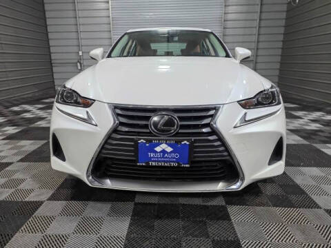 2018 Lexus IS 300