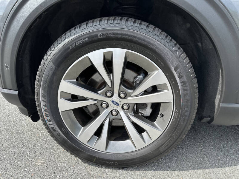 2020 Ford Explorer Platinum