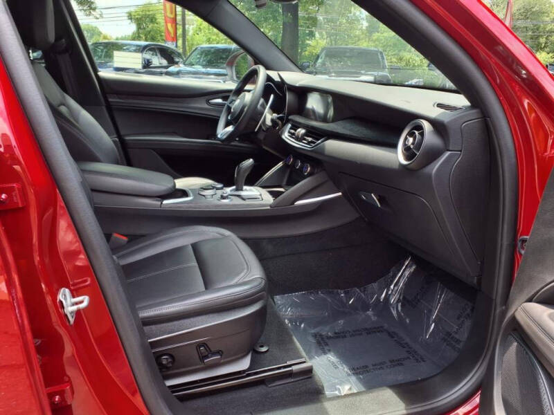 2022 Alfa Romeo Stelvio Sprint