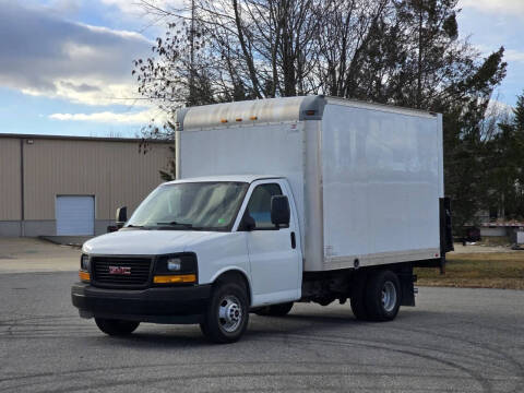 2017 GMC Savana 3500