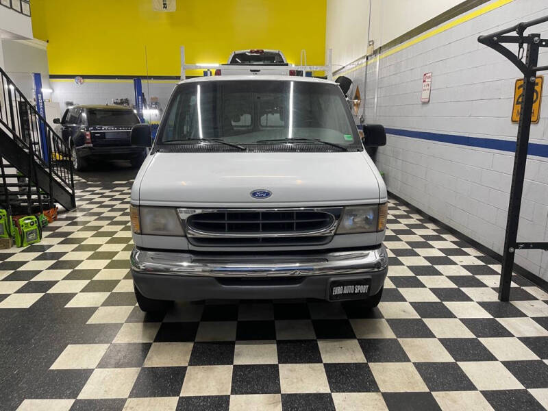 1997 Ford E-250 Base