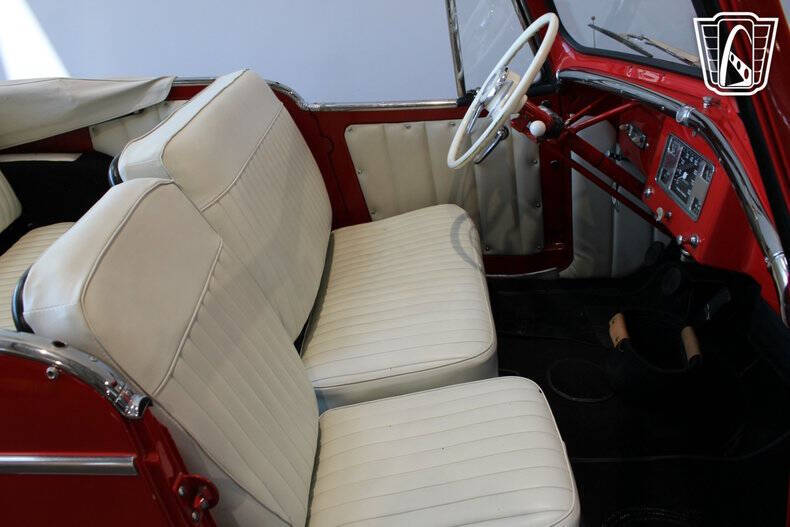 1949 Willys Jeepster