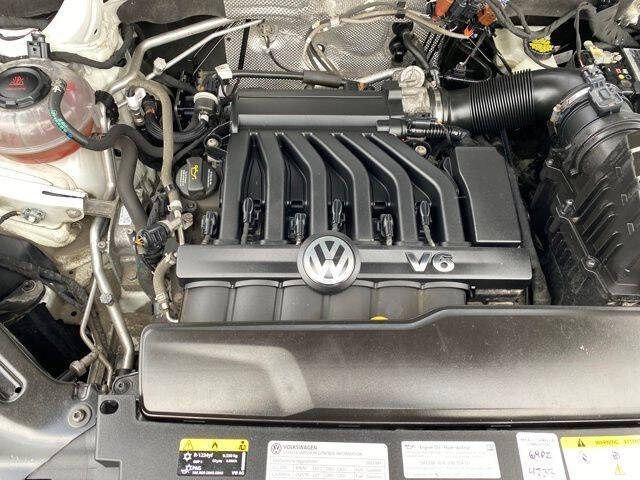 2023 Volkswagen Atlas Cross Sport V6 SEL Premium R-Line 4Motion