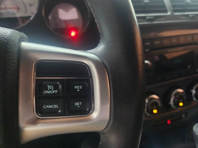 2012 Dodge Challenger SXT