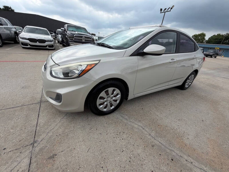 2016 Hyundai Accent SE