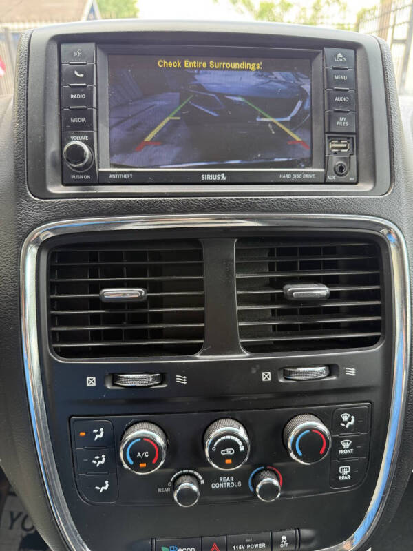 2016 Dodge Grand Caravan SXT Plus